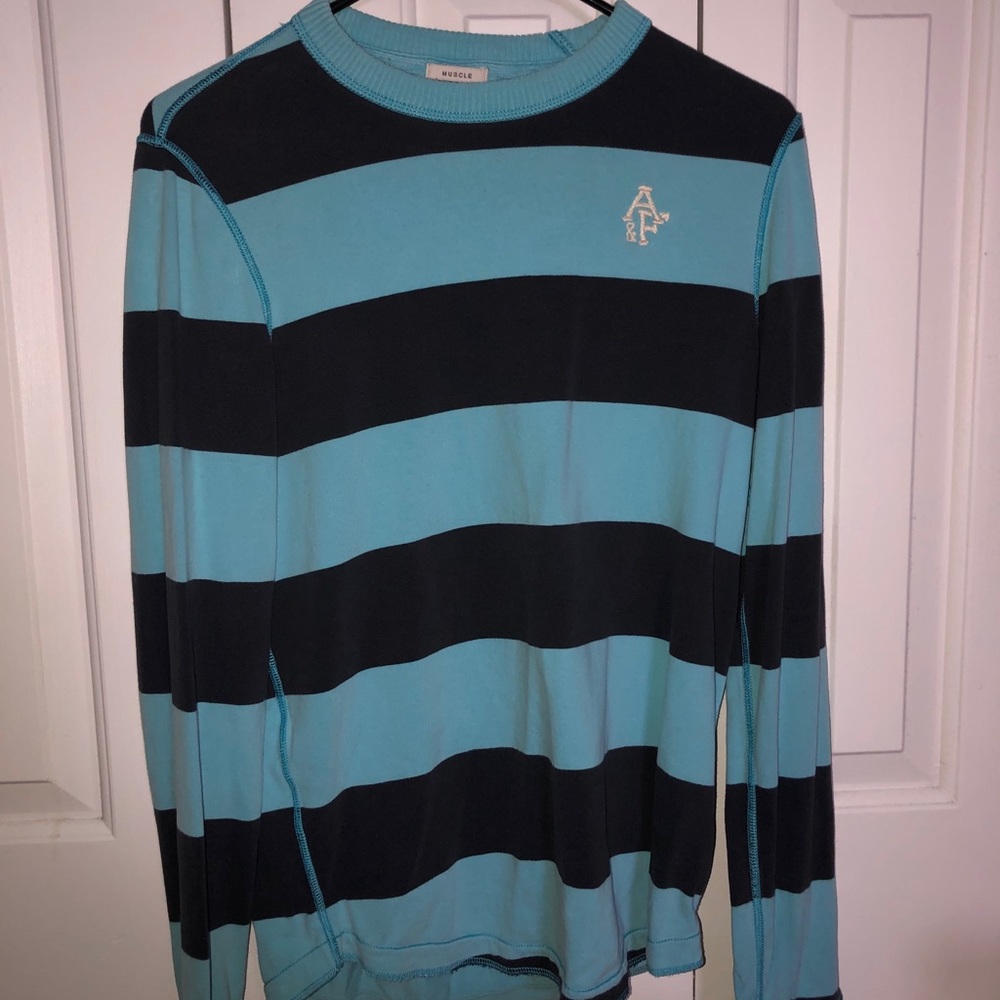 abercrombie & fitch crewneck